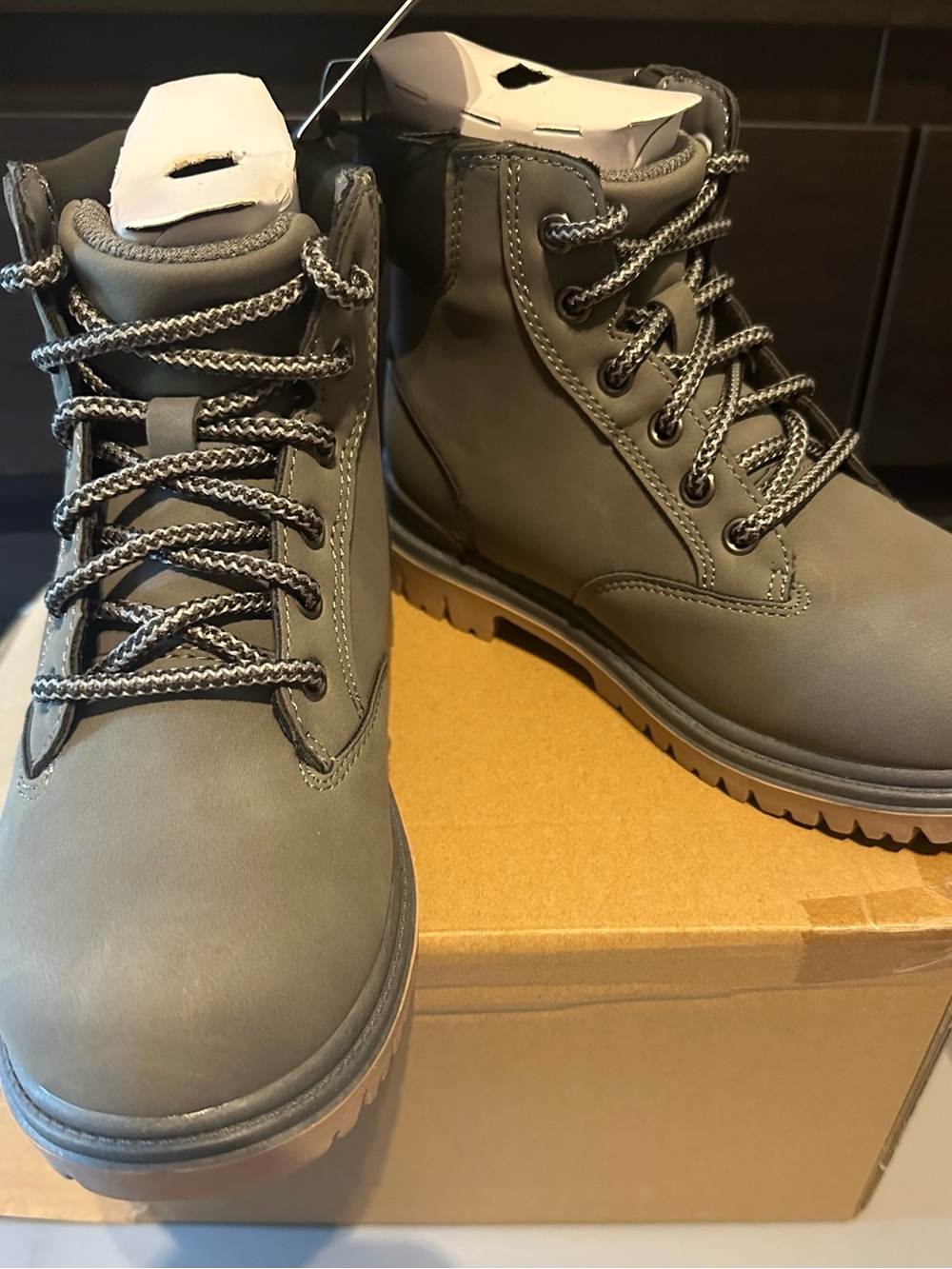Boys brand new boots
